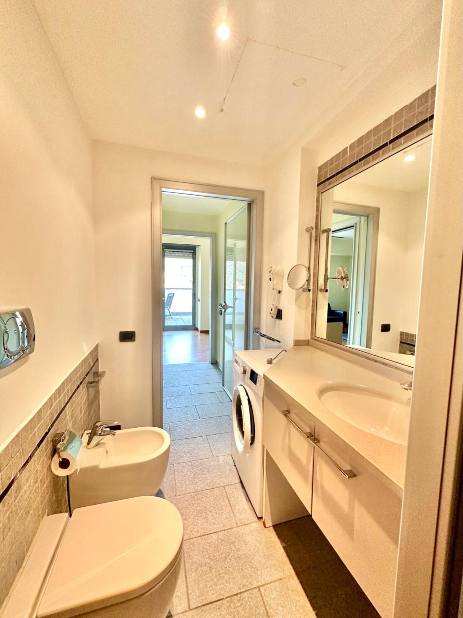 Hostdomus - Turin Rooftop ภายนอก รูปภาพ